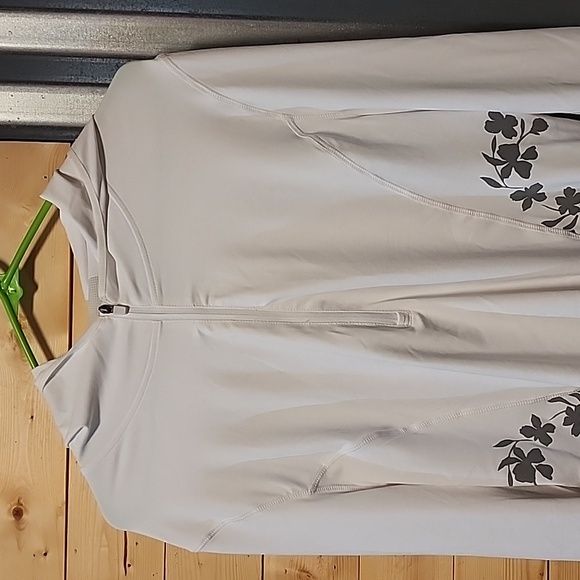 Fabletics Nora long sleeve top size xl NWT - Picture 7 of 9